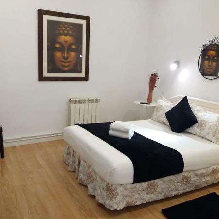 Casa De Huespedes Prada Otel Madrid Dış mekan fotoğraf